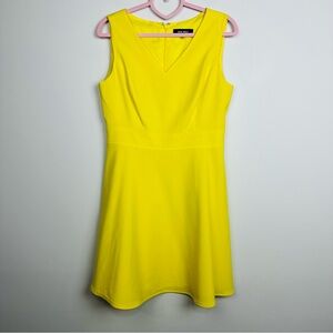 Nine West Bright Yellow Sleeveless Mini Dress Size 4
